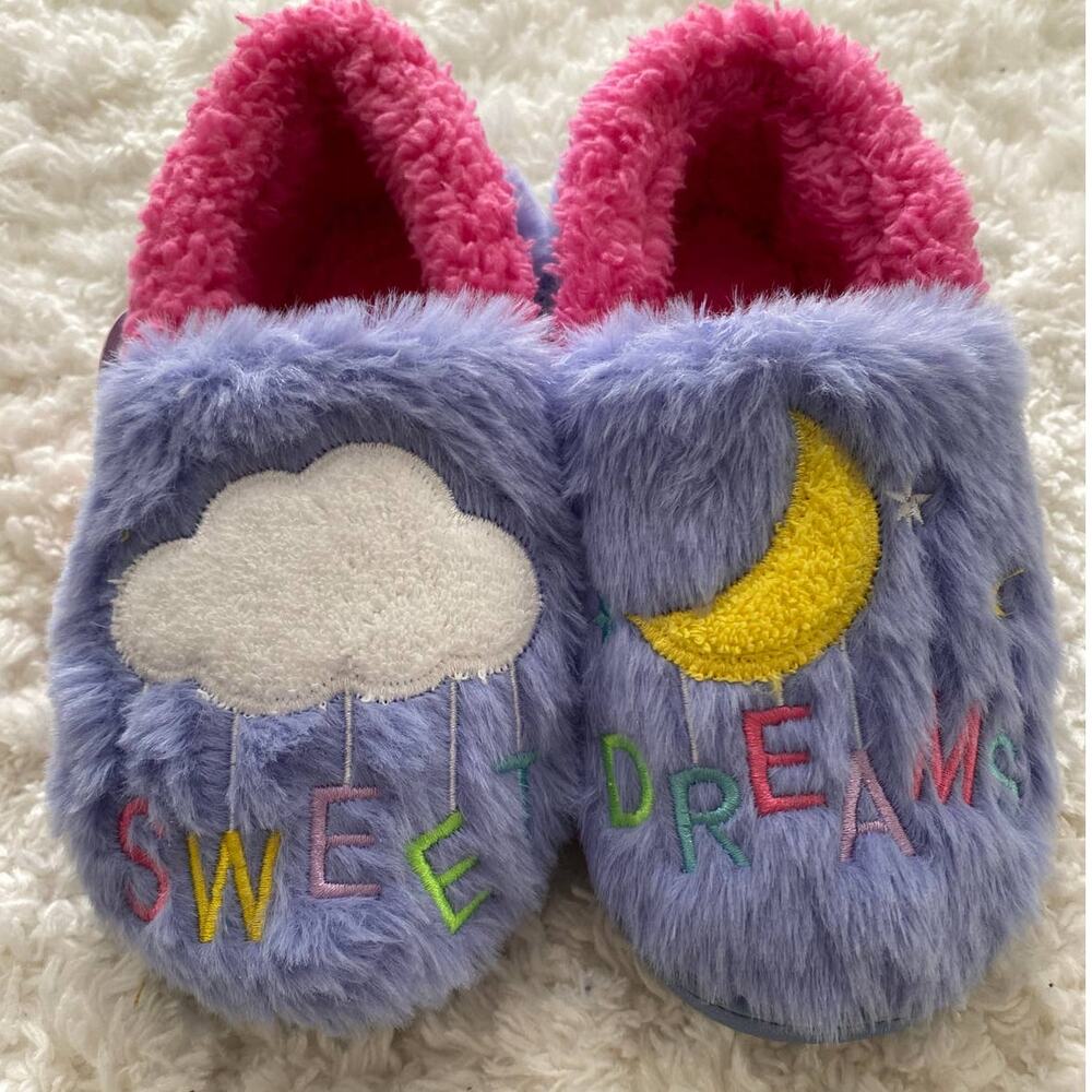 Wondernation Girls Purple Pink Fuzzy Warm Sweet Dream Slippers NEW Size 11-12